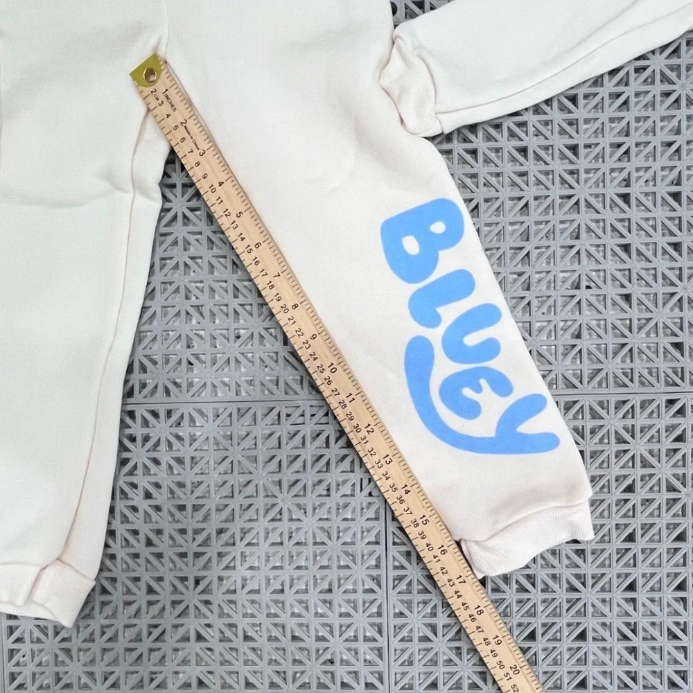 Bluey Jogger Set Kids 5T Cream Hooded Sweatshirt‎ Pants 2pc Heeler Family NEW